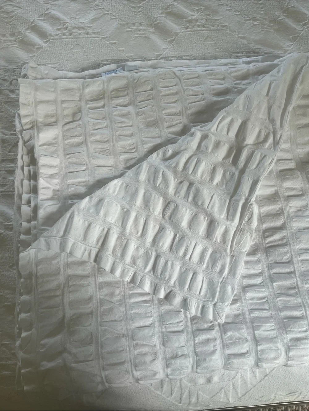 Matouk White Textured Cotton Coverlet